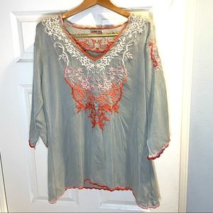 JOHNNY WAS GRAY BOHO EMBROIDERED TUNIC M